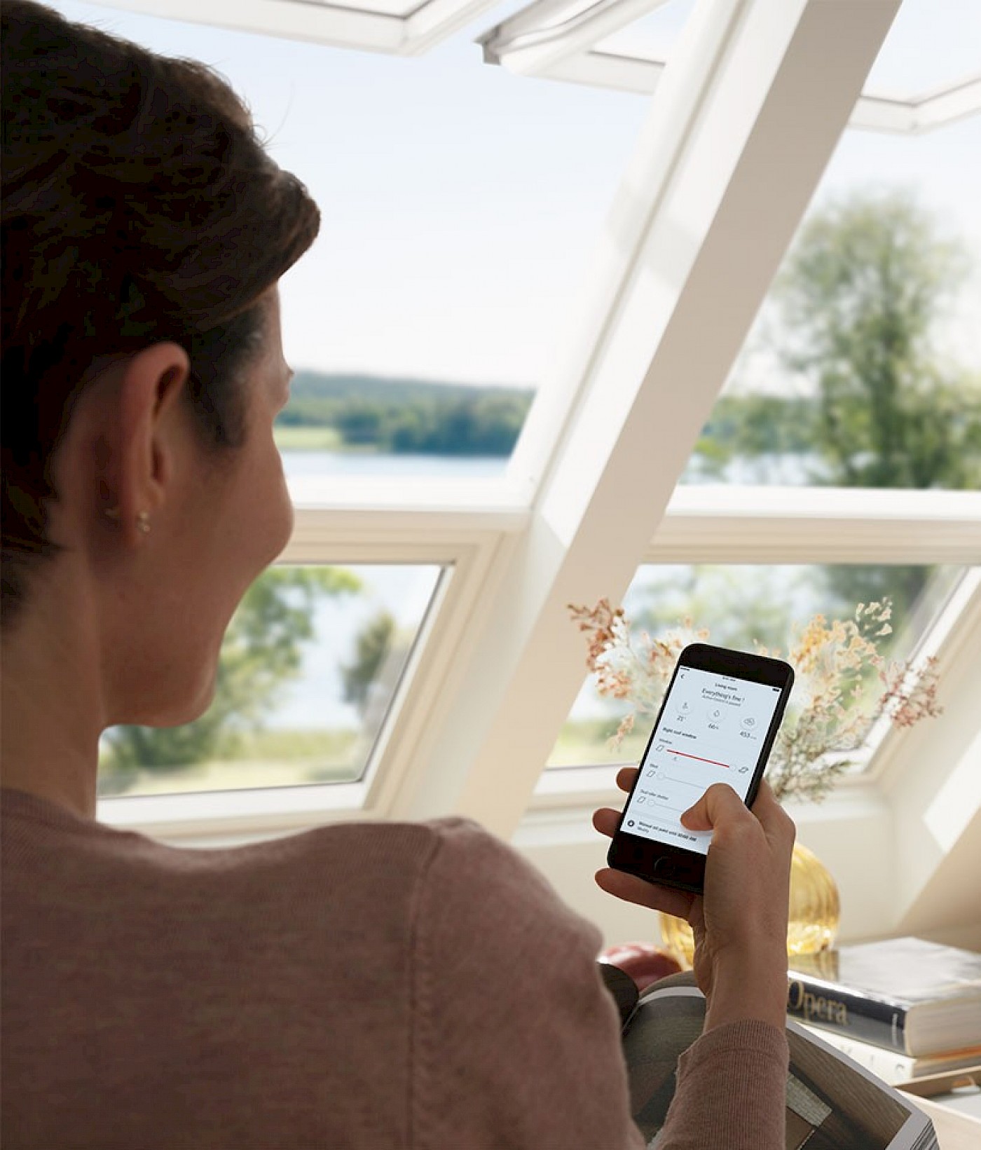 VELUX INTEGRA® Elektro-Klapp-Schwing-Fenster